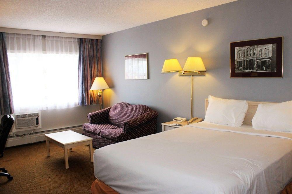 Travelodge By Wyndham South Hotel 2*